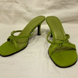 VINTAGE Y2K KITTEN HEELS